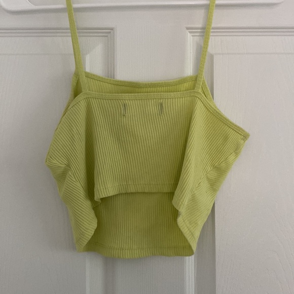 BERSHKA CROP TOP - Picture 2 of 3